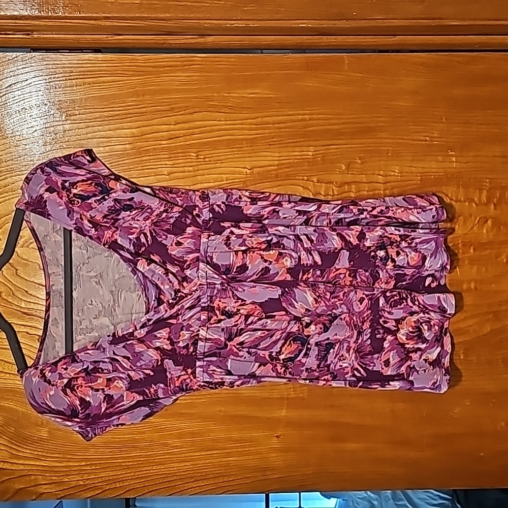 Liz Lange nursing top